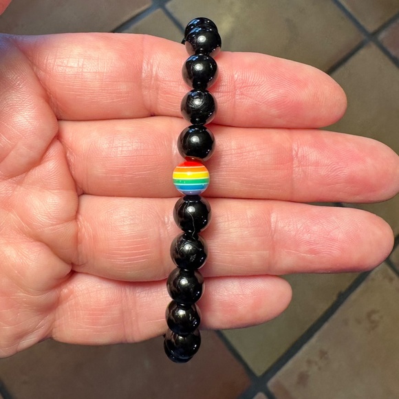 Rainbow beads with Black Tourmaline (8mm) bracelet - Picture 3 of 5